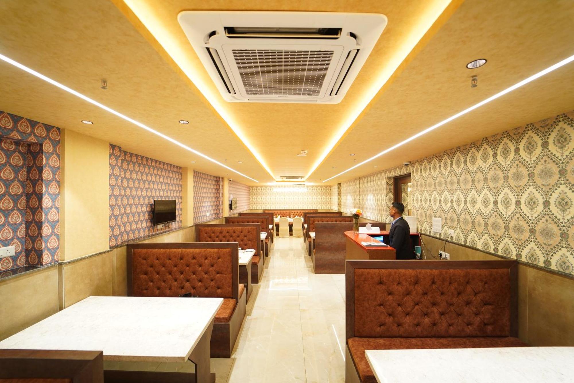 Hotel Ananta Sayana Bhubaneswar Exterior photo