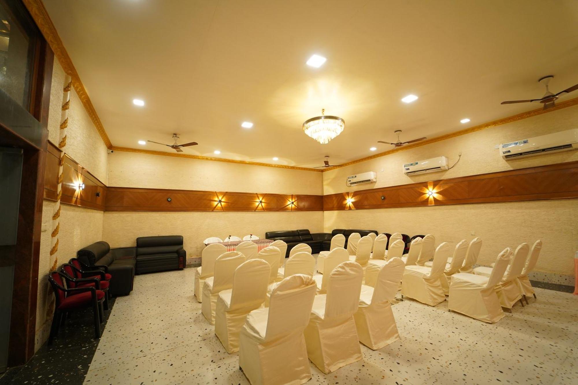 Hotel Ananta Sayana Bhubaneswar Exterior photo